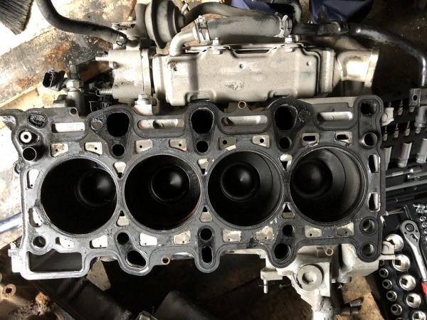 Reparatii blocuri motoare ambielate HONDA CR-V III (2007-)