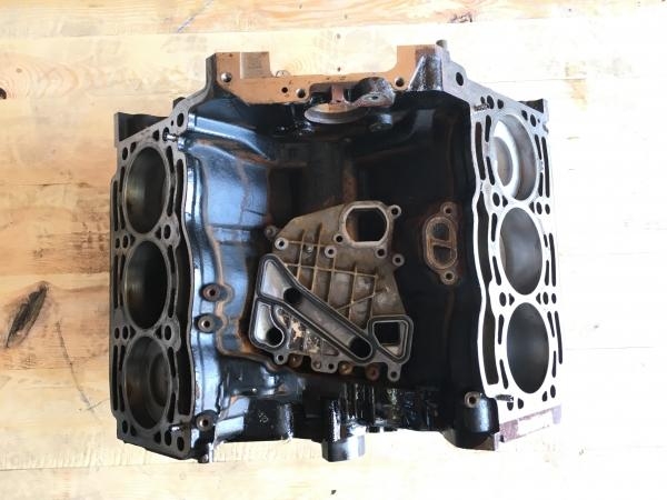 Reparatii motor VOLKSWAGEN TOUAREG (2002-)